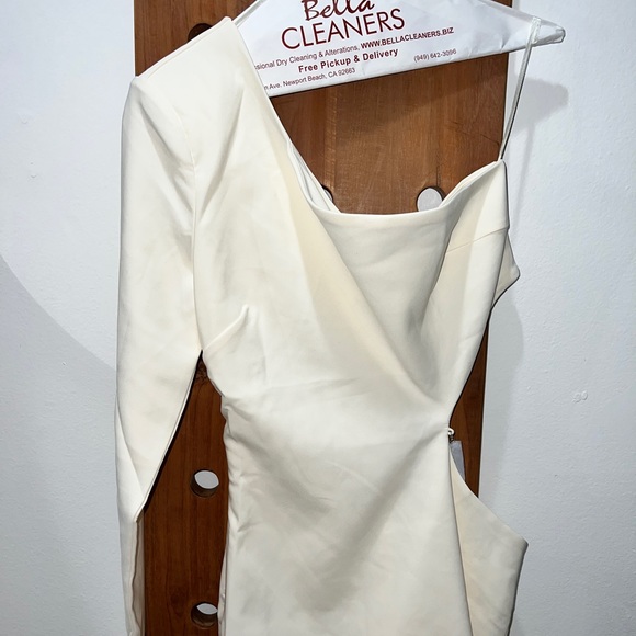 ASTR the Label Lavinia Dress in Off White - Picture 9 of 14